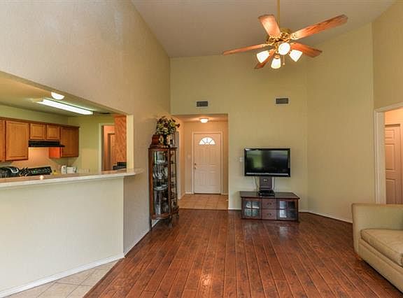4th image of 3149 Shady Grove Cir