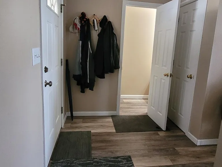 3233 Hopkins Ct — Photo 9