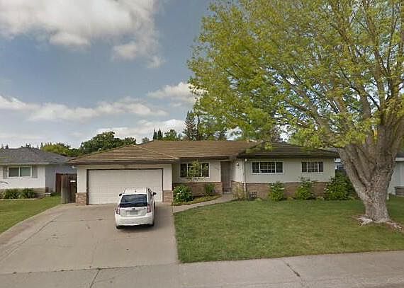 1st image of 6288 Lake Park Dr