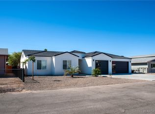 692 Sea Spray Pl, Bullhead City, AZ 86442