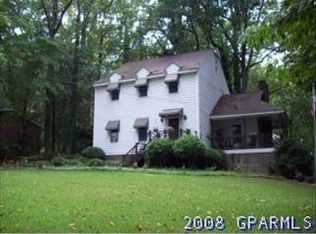 1606 Sulgrave Rd, Greenville, NC 27858