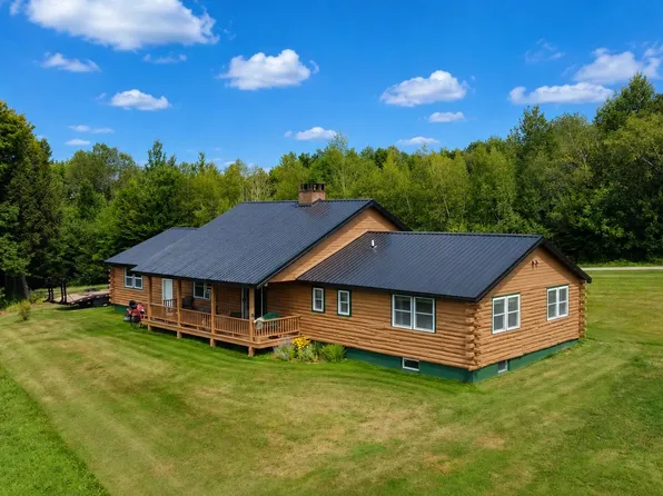 220 Kittredge Road Extension, Newport Town, VT 05857