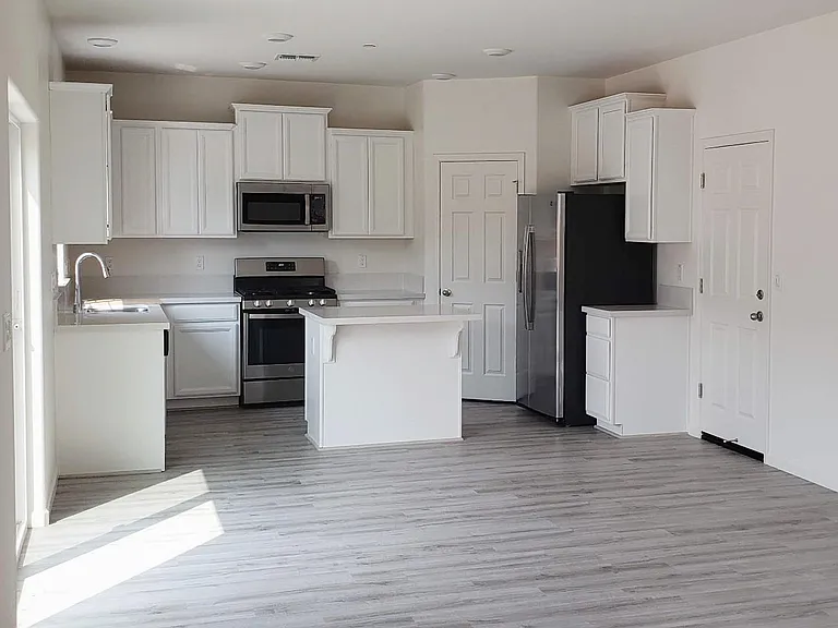 2230 Daylight Dr — Photo 11