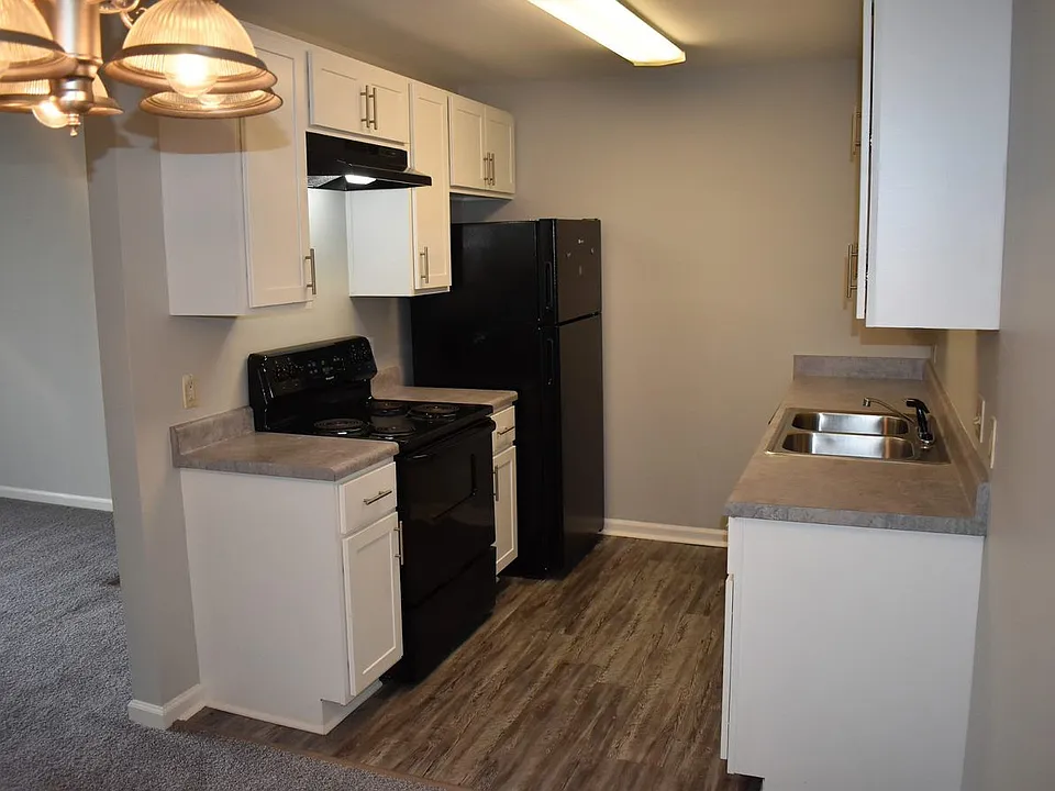 2800 McFarland