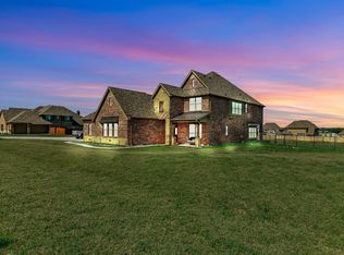 1059 Hickory Ln, Howe, TX 75459