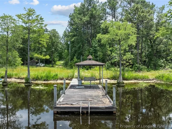 2995 Lake Upchurch Dr, Parkton, NC 28371
