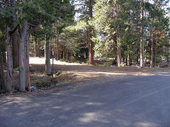 4th image of 42985 Garnet Ln