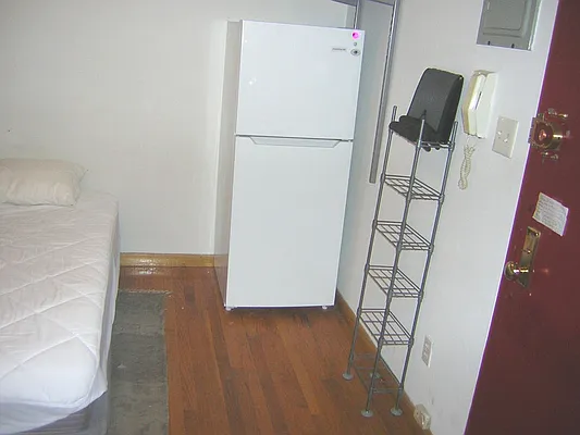 Rented by AWC Real Estate | media 14