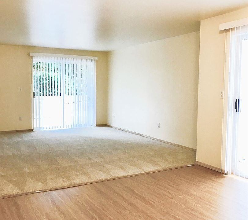 1st image of 2021 NE 90th St #8429889