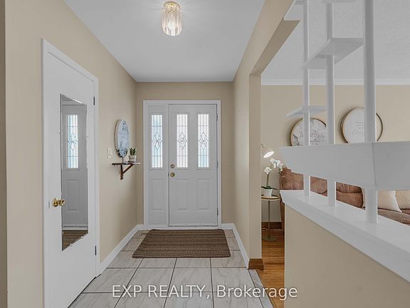 4th image of 6 Jardine Pl