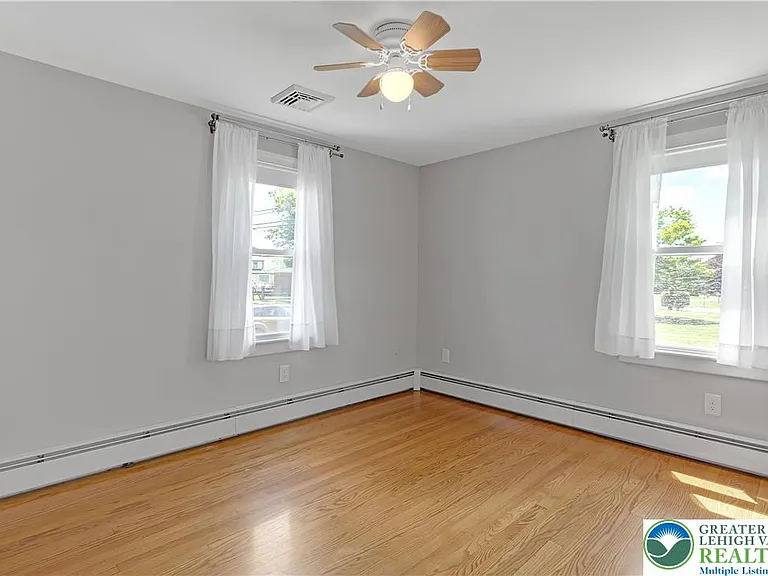 1516 N 27th St S — Photo 18