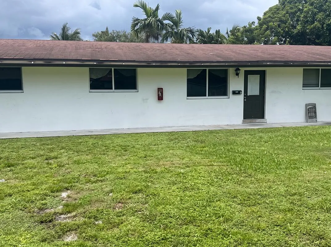 2 bed, 1.0 bath, 1050 sqft, $1,995 — Photo 3