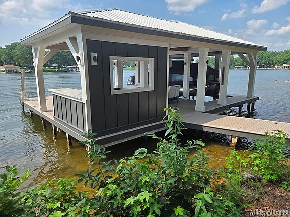 4th image of 354 Lookout Point Dr