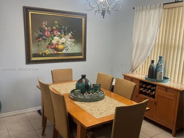 8826 W Flagler St APT 115, Miami, FL 33174