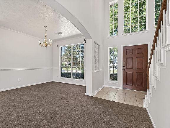 4th image of 3811 Stableridge Dr