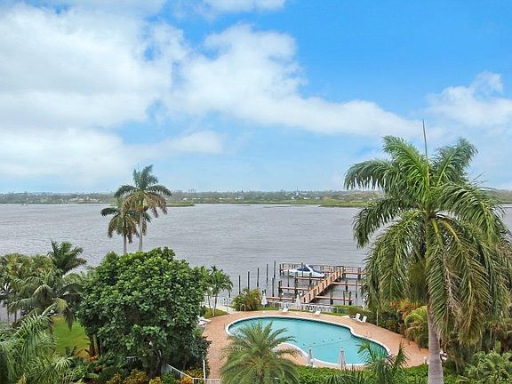 2nd image of 2505 Ocean Boulevard #704 & 706