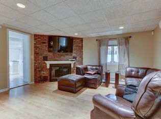 275 Evergreen Ave FLOOR 1, South Huntington, NY 11746