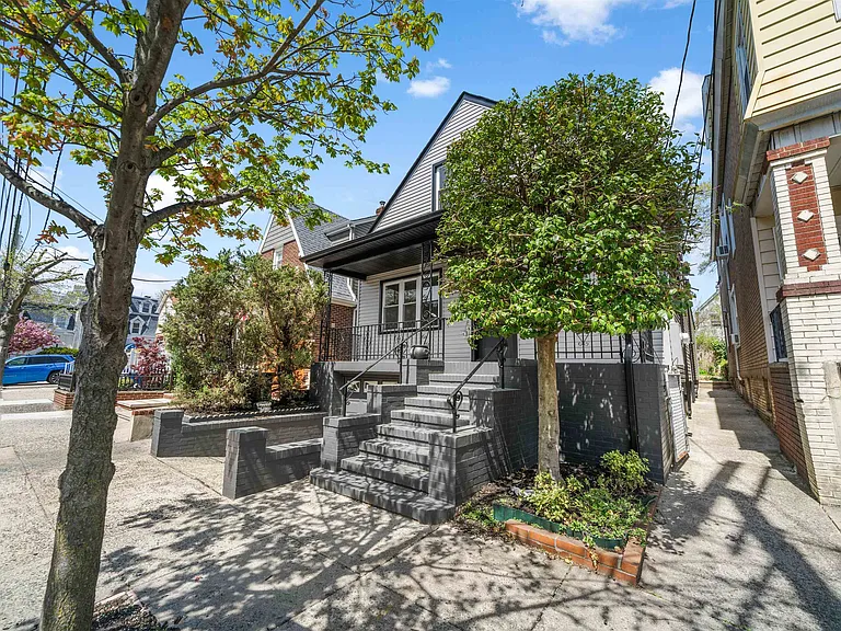 5 Pavonia Ct #2 — Photo 14