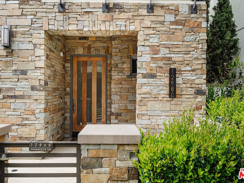1st image of 12868 Hammock Ln