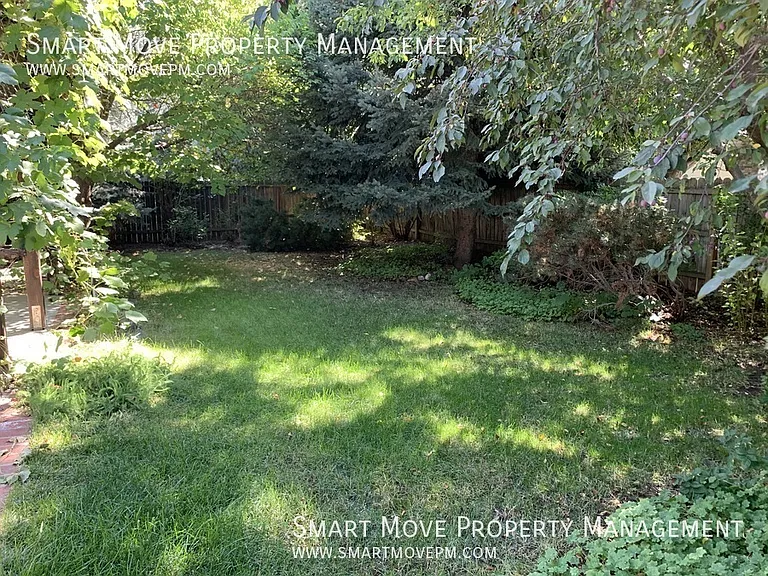 2321 E Mugo St — Photo 32