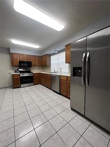 308 Raleigh Dr — Photo 6