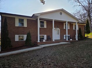 379 Pleasant View Cir, Jasper, TN 37347