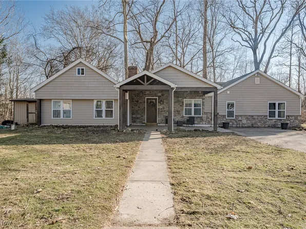 5411 Hudson Dr, Hudson, OH 44236