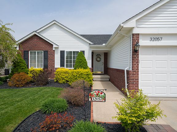 3rd image of 32057 Red Creek Dr