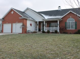 1054 Long Branch Ct, Gas City, IN 46933