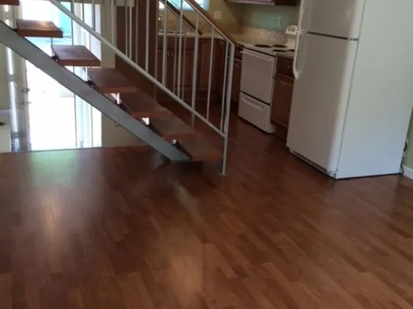 Alpine Village SAG115, 115 N Polk St #131-B, Eugene, OR 97402