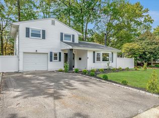 21 Lydia Ln, Edison, NJ 08817