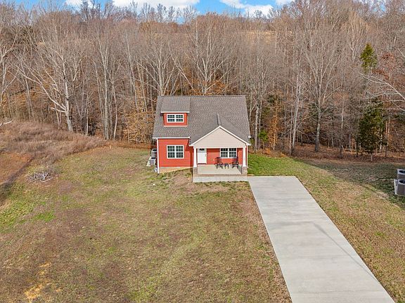 4th image of 1160 Jonathan Ln