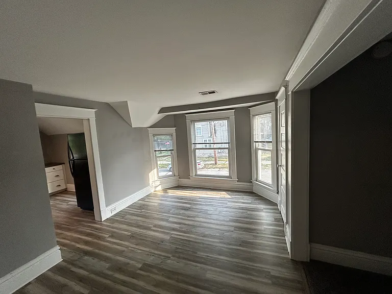 729 College Ave NE #2 — Photo 18