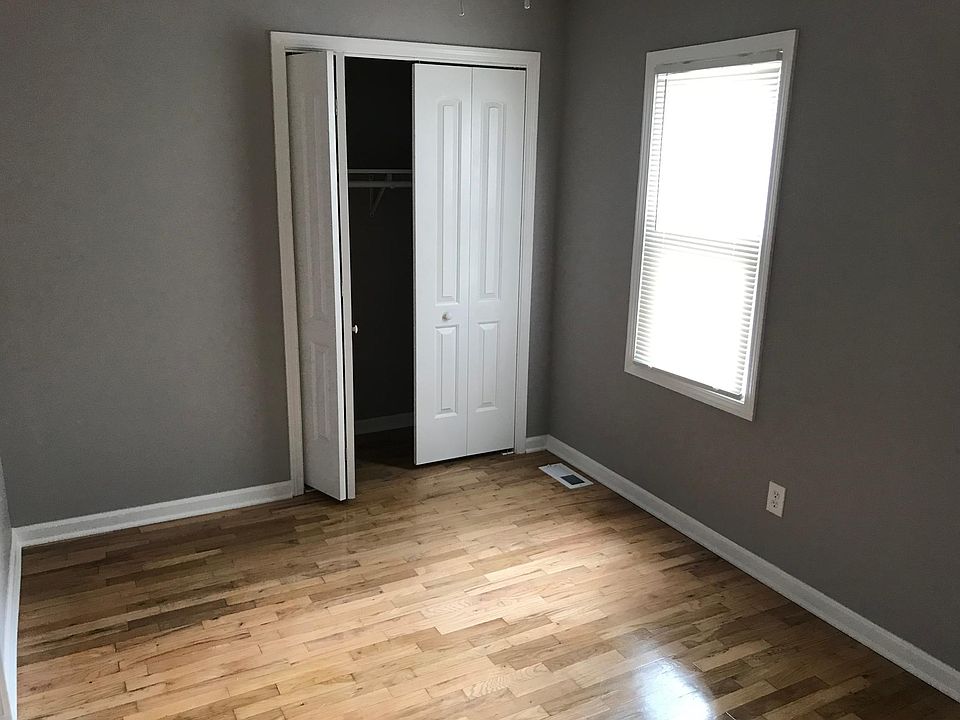 2nd image of 1030 NE Arter Ave #A