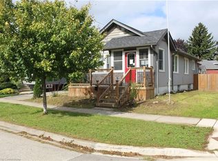 304 Nelson St, Brantford, ON N3S4C8