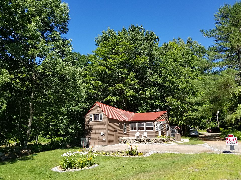 Basin Brook Vintage Cottage