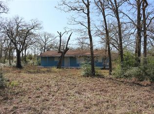 25665 Bankhead Dr, Bedias, TX 77831