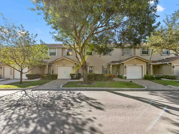 6374 Park Lake Circle #6374, Boynton Beach, FL 33437