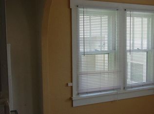 212 N 5th St APT 1, Manhattan, KS 66502