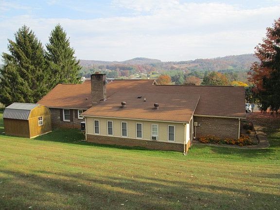 4th image of 103 Fairway Dr