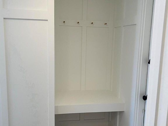 3rd image of 8132 SE Croft Cir Unit 1