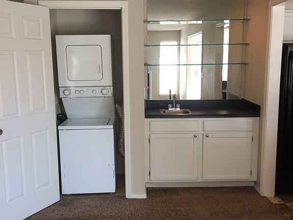5th image of 1000 W 101st Ter APT E