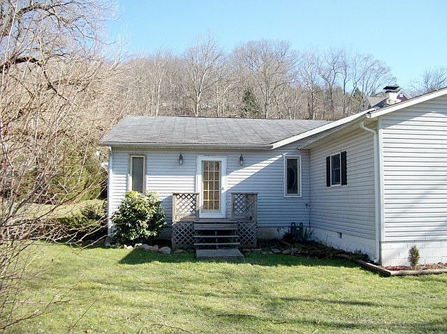 1st image of 1353 Railroad St