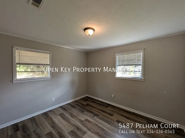 5487 Pelham Ct — Photo 12