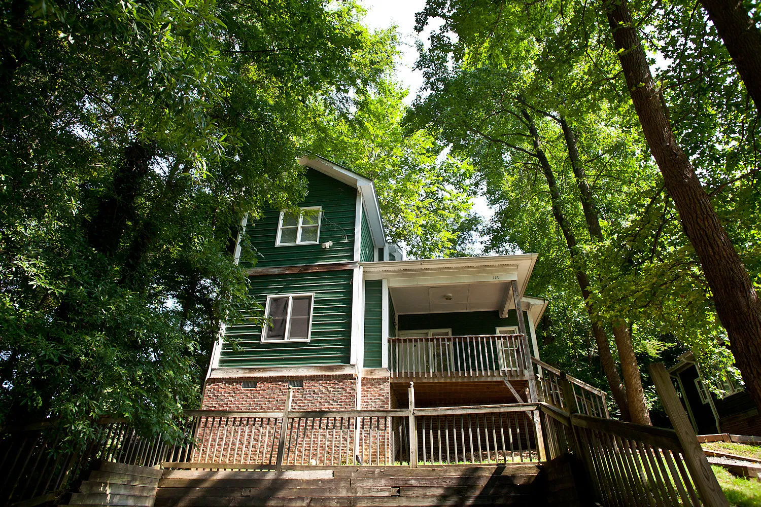 Great house with hardwood floors! Walk to campus! — Photo 1