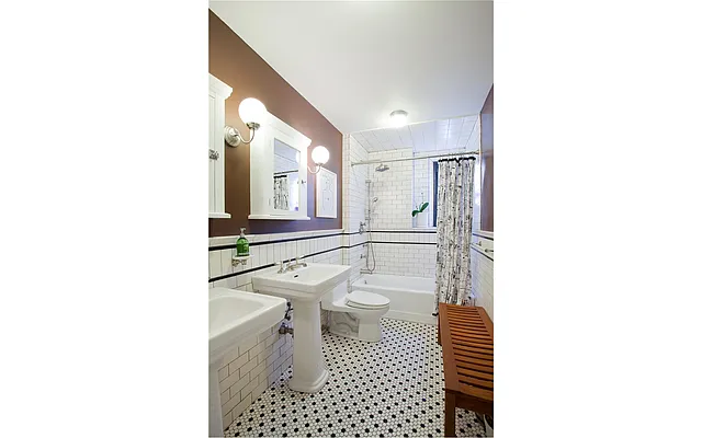 Sold by Douglas Elliman | media 27