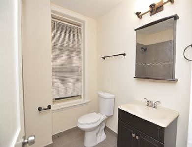 4th image of 1629 S Throop St #3FRONT