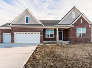 16469 Wilsons Farm Dr, Fortville, IN