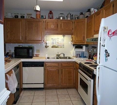 2nd image of 435 19th Ave NE