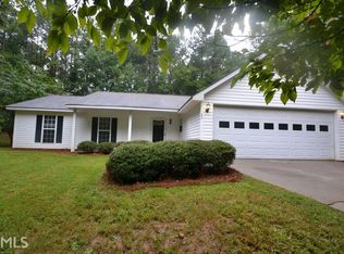 522 Happy Valley Cir, Newnan, GA 30263